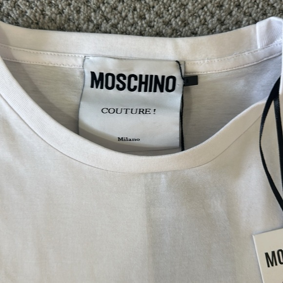Moschino Buckle Logo Tee - Mens - Picture 8 of 8